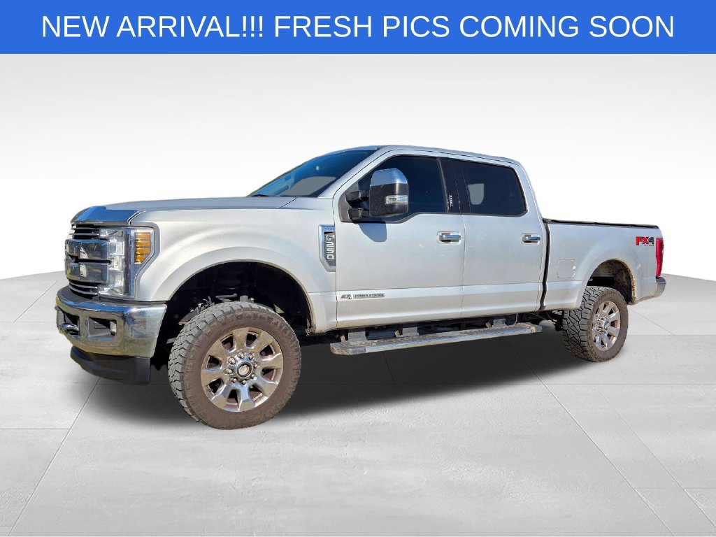 Used 2018 Ford F250 Lariat w/ Chrome Package AWD/4WD image 2