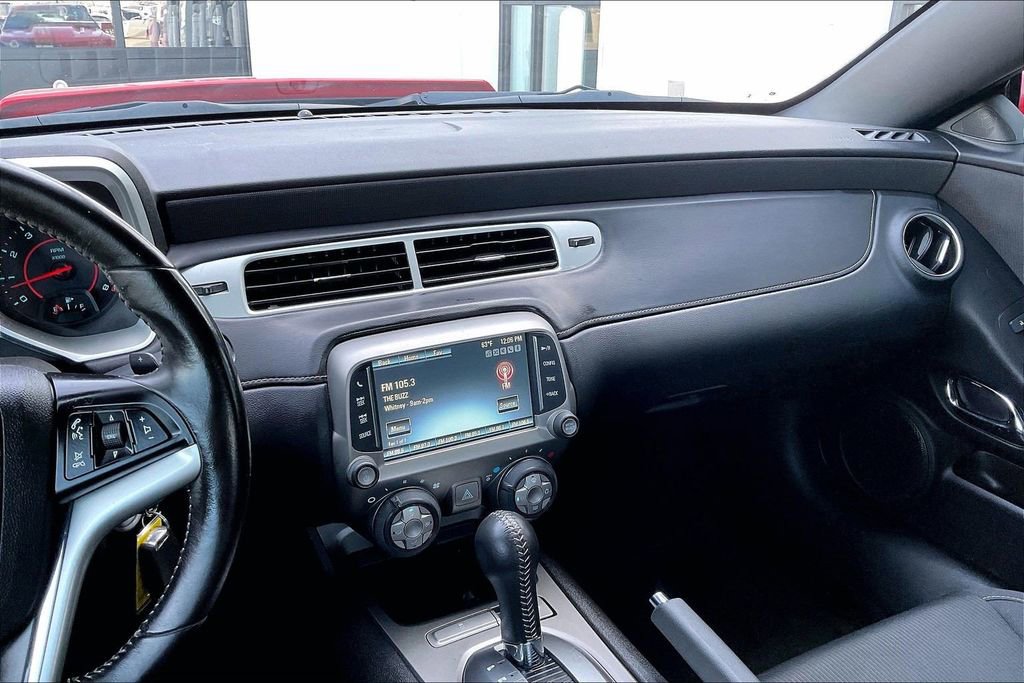 Used 2015 Chevrolet Camaro LT image 6