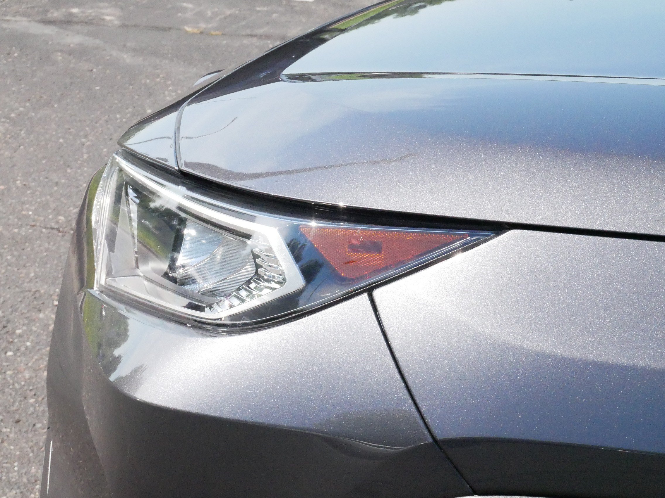 Certified 2020 Toyota RAV4 XLE w/ XLE Grade Weather Package AWD/4WD image 17