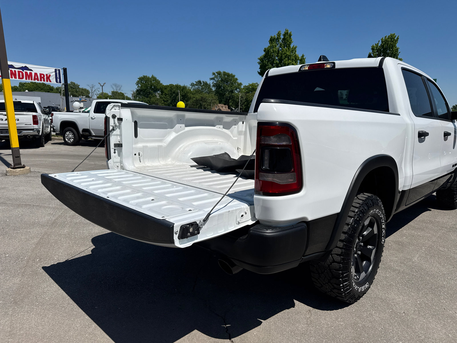 Used 2024 RAM 1500 Rebel AWD/4WD image 19