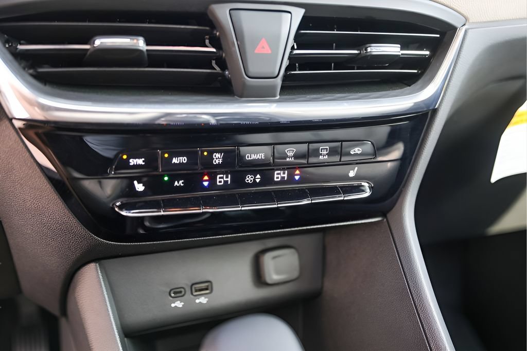 Used 2025 Buick Encore GX Avenir w/ Avenir Technology Package FWD image 15