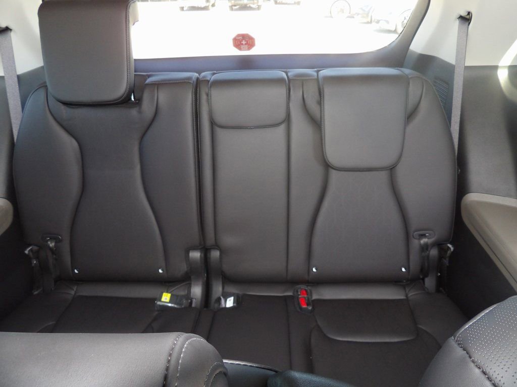 New 2026 Kia Carnival FWD image 27