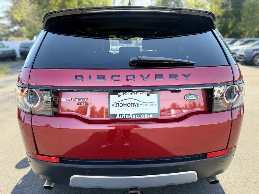 Used 2018 Land Rover Discovery Sport HSE Luxury AWD/4WD image 4