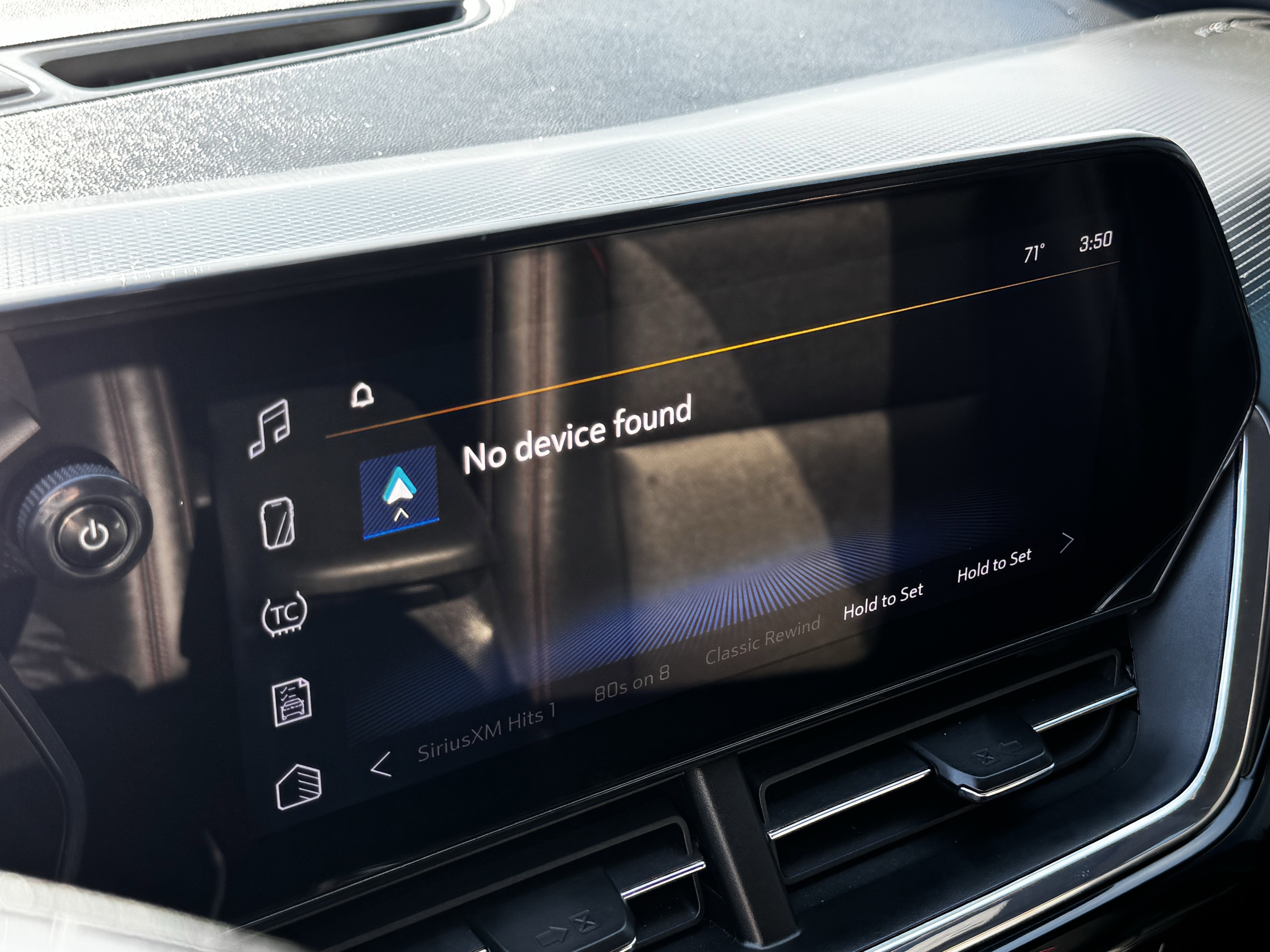 Used 2025 Chevrolet Trax RS w/ Driver Confidence Package image 19