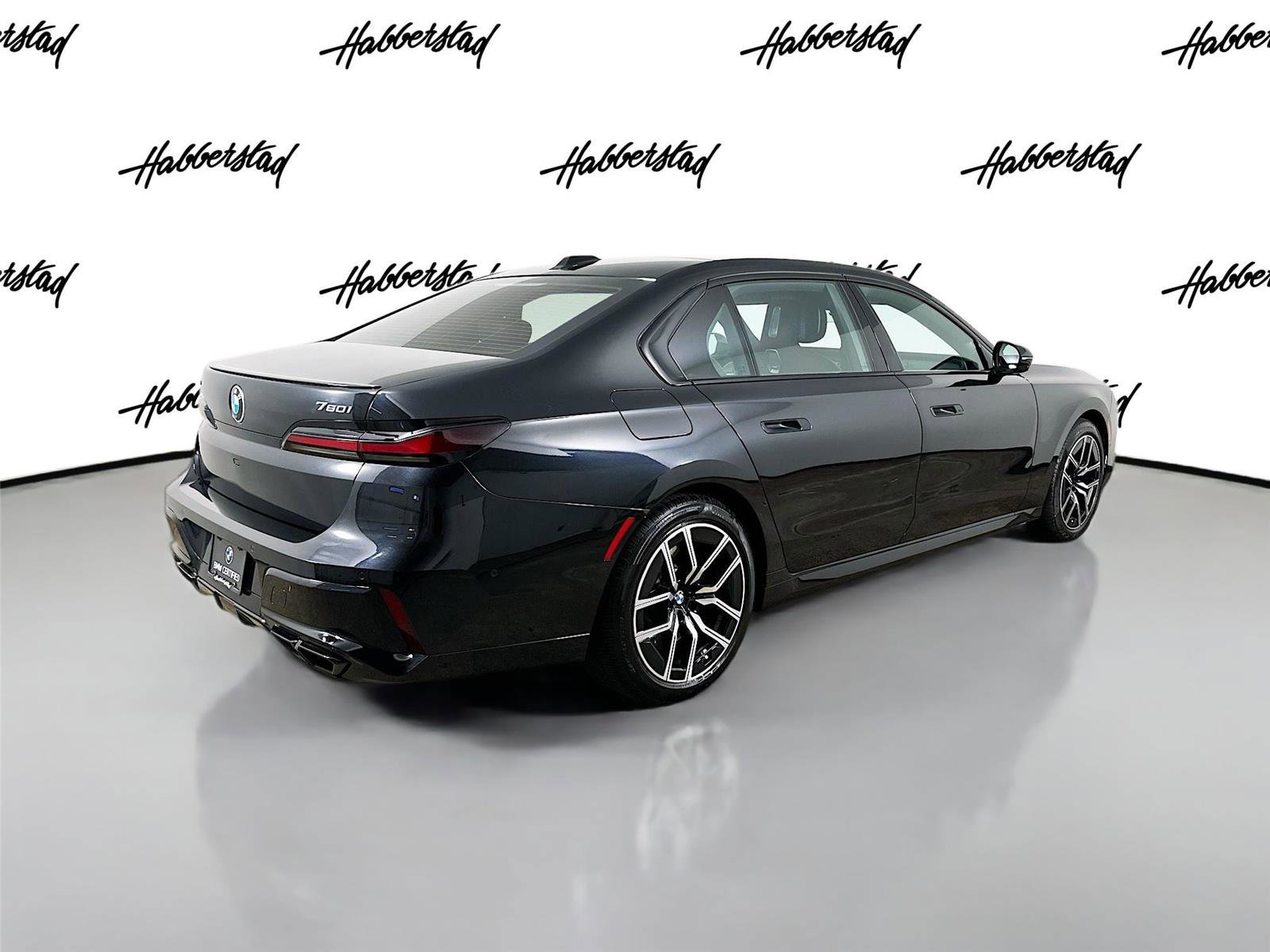 Used 2023 BMW 760i xDrive image 5
