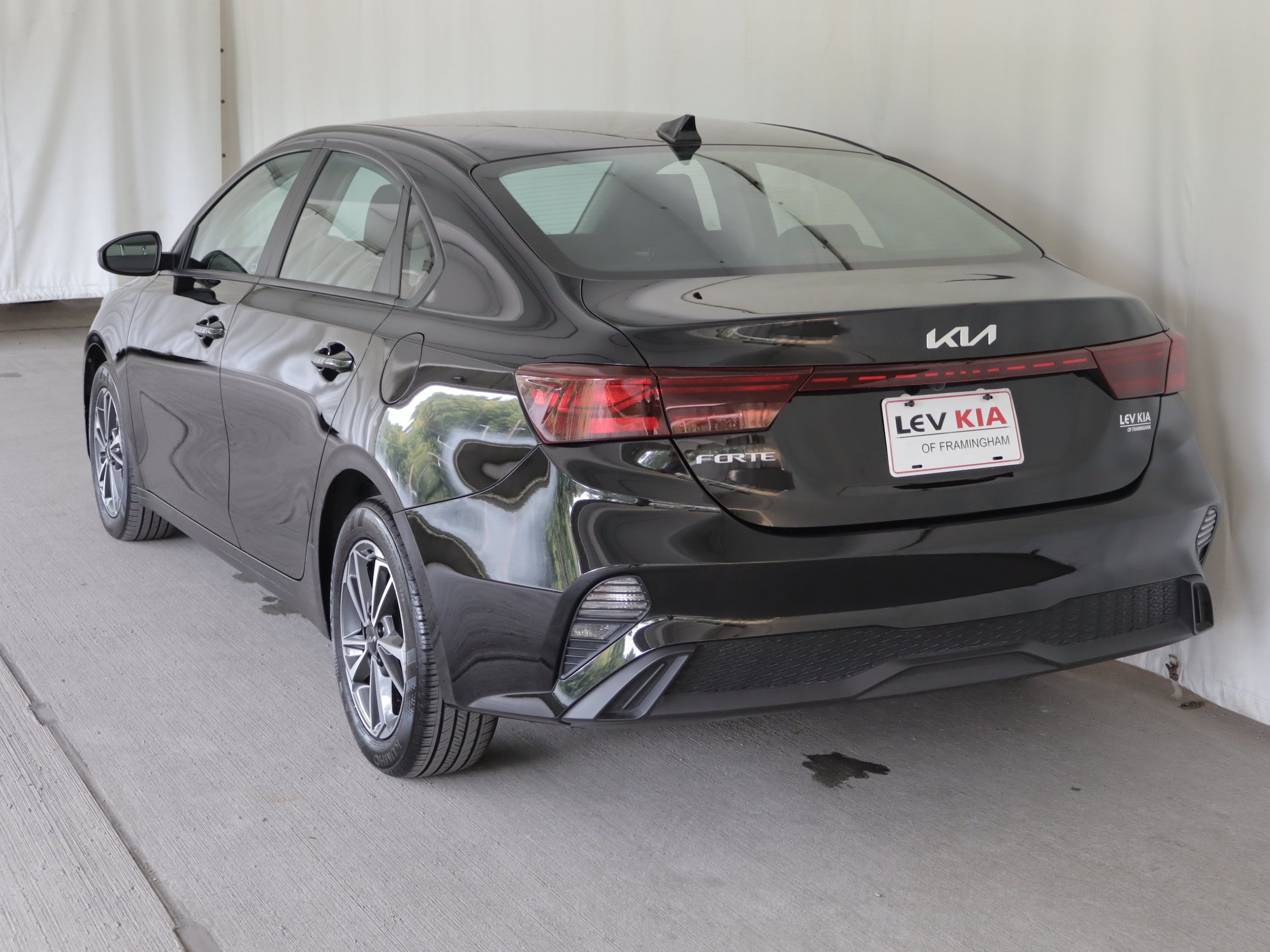 Used 2023 Kia Forte LXS FWD image 20