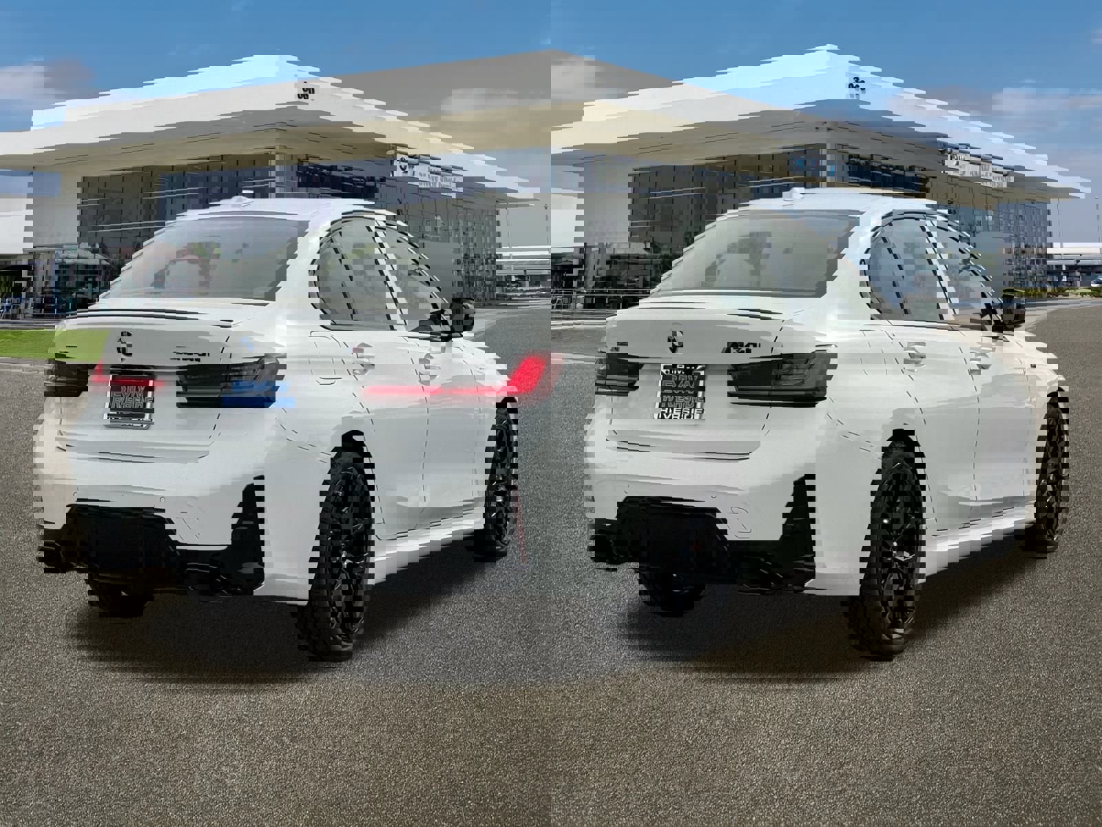 New 2026 BMW M340i xDrive image 10