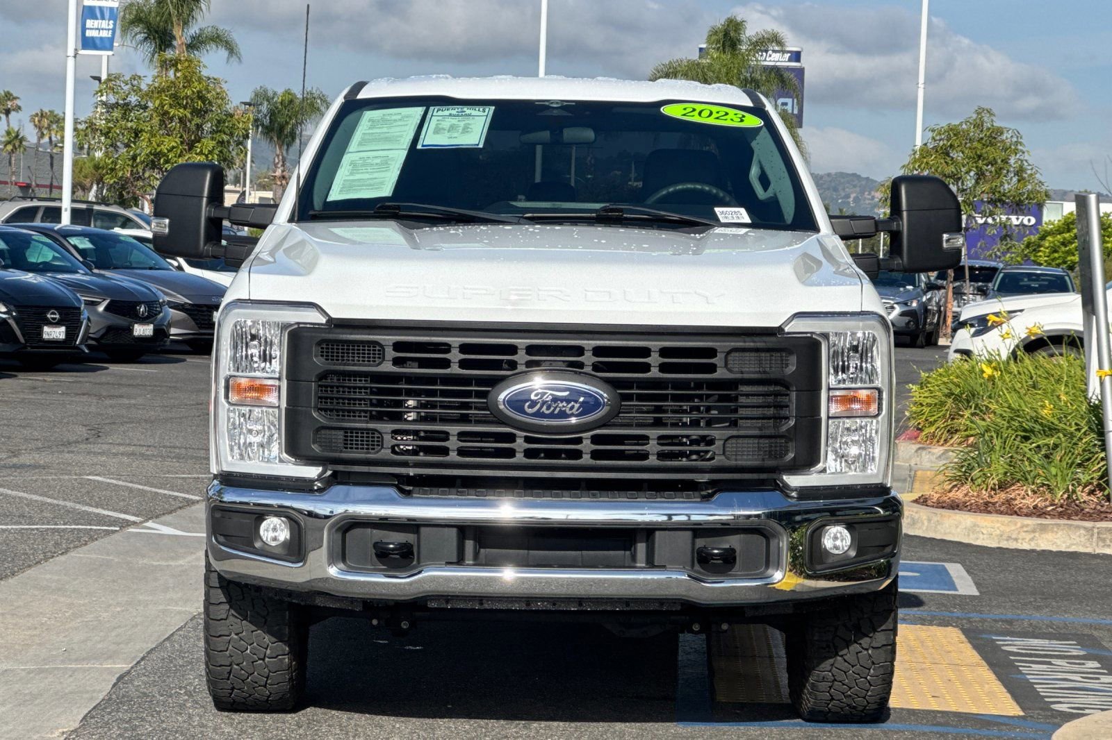 Used 2023 Ford F250 XL w/ FX4 Off-Road Package AWD/4WD image 9
