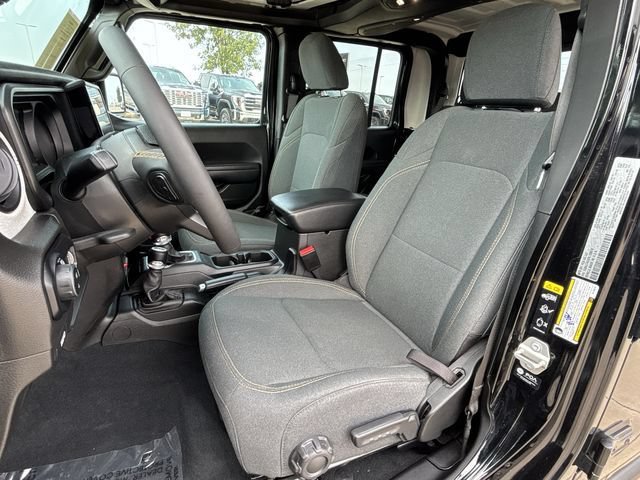 Used 2024 Jeep Gladiator Sport AWD/4WD image 21