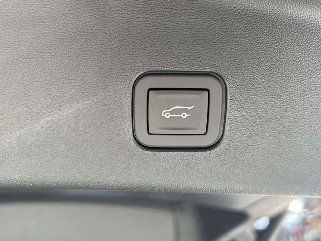 New 2027 Cadillac Vistiq Sport AWD/4WD image 11