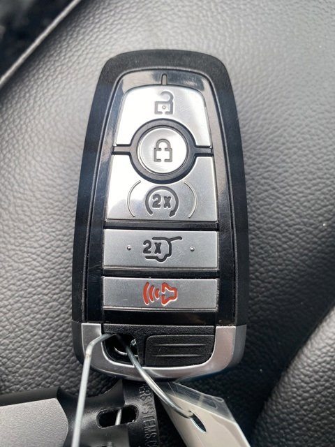 Used 2024 Ford Edge SEL w/ Convenience Package image 26