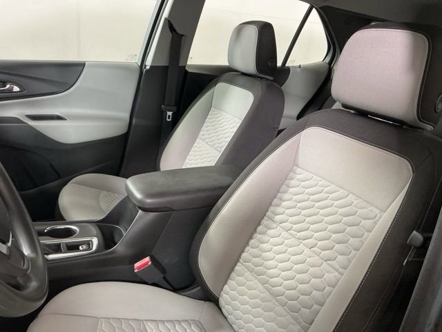 Used 2020 Chevrolet Equinox LS image 6