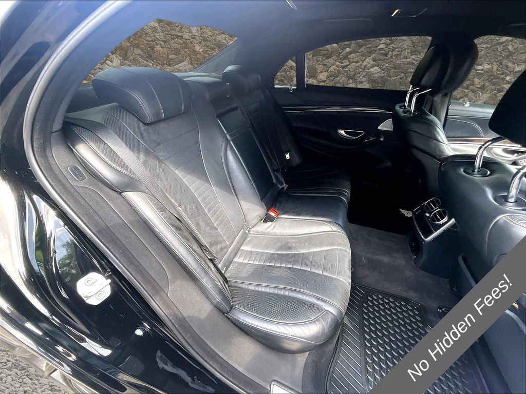 Used 2016 Mercedes-Benz S 550 Sedan w/ Sport Package image 19