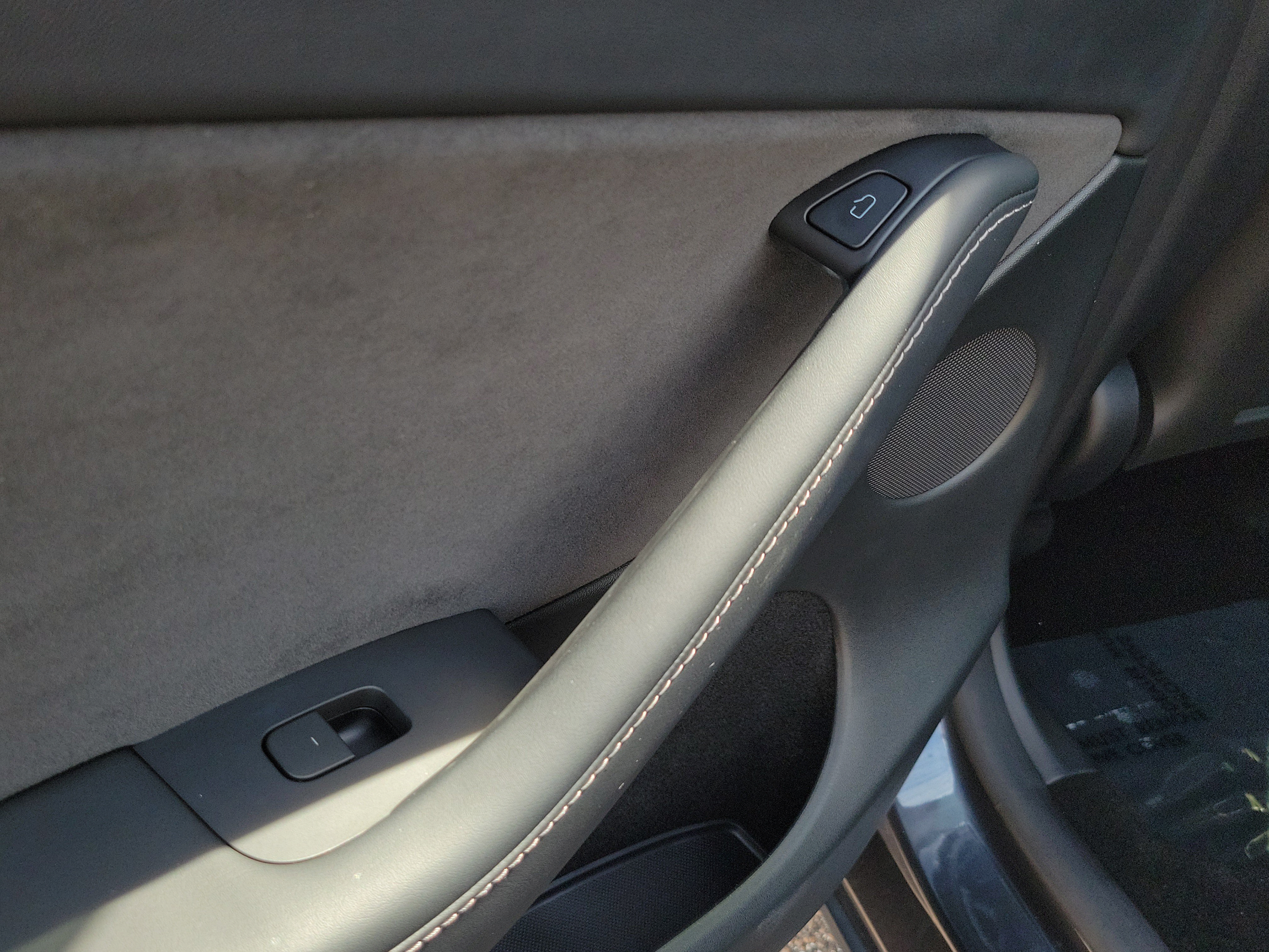 Used 2024 Tesla Model Y Long Range RWD image 12