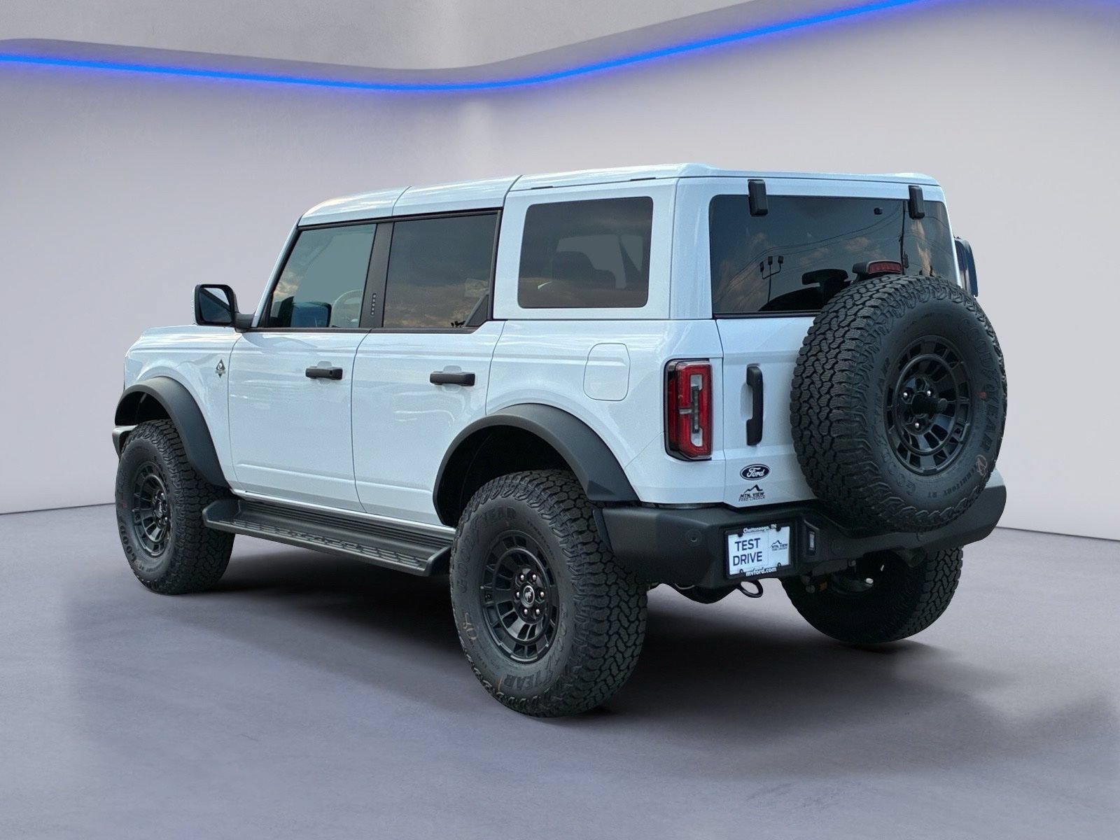 New 2026 Ford Bronco Outer Banks w/ Sasquatch Package AWD/4WD image 3