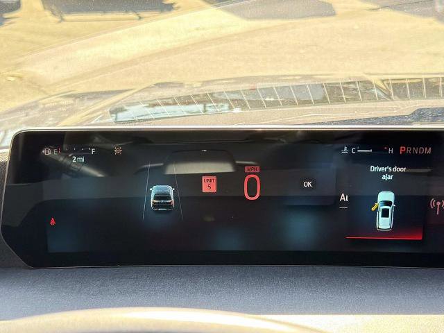 Certified 2025 Ford Expedition Active image 24