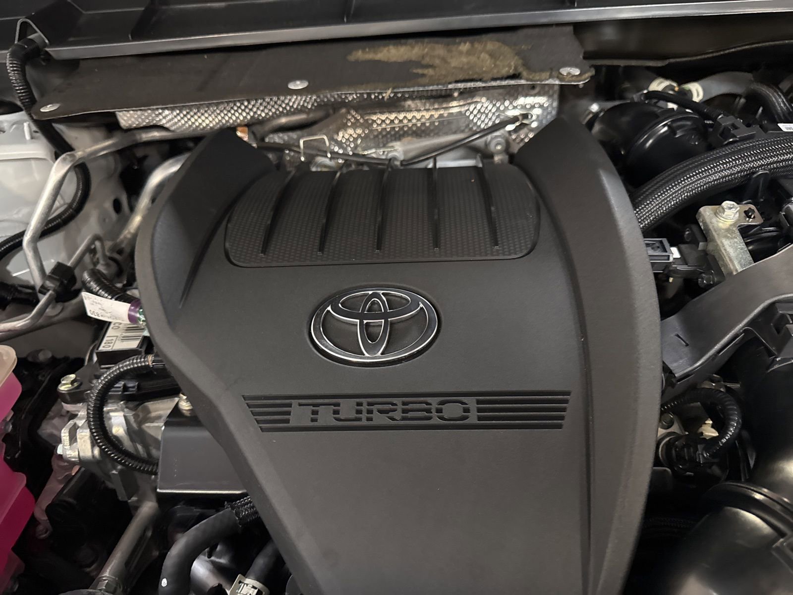 Used 2023 Toyota Highlander XLE image 34