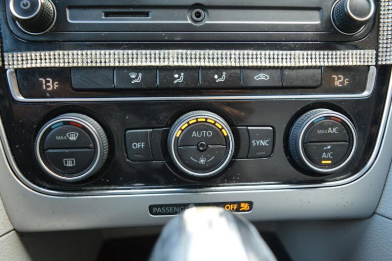 Used 2016 Volkswagen Passat 1.8T S image 24