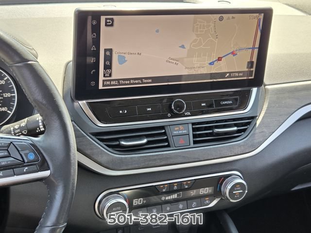 Used 2024 Nissan Altima 2.5 SL FWD image 21