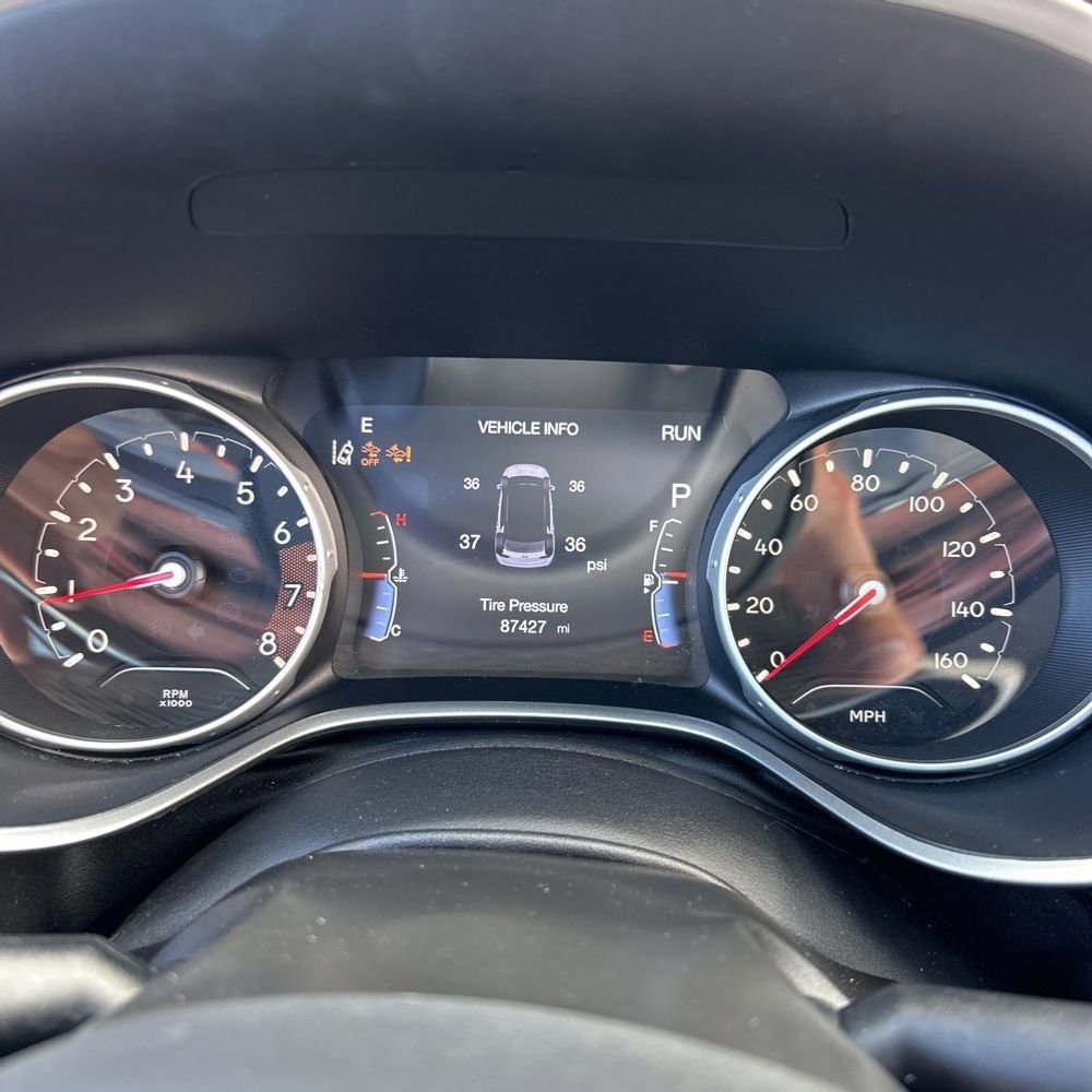 Used 2018 Jeep Compass Limited w/ Navigation Group image 7