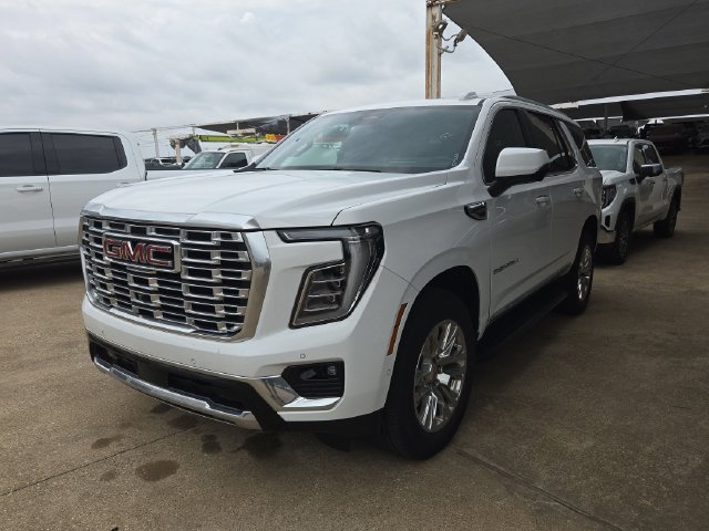 Used 2025 GMC Yukon Denali RWD image 1