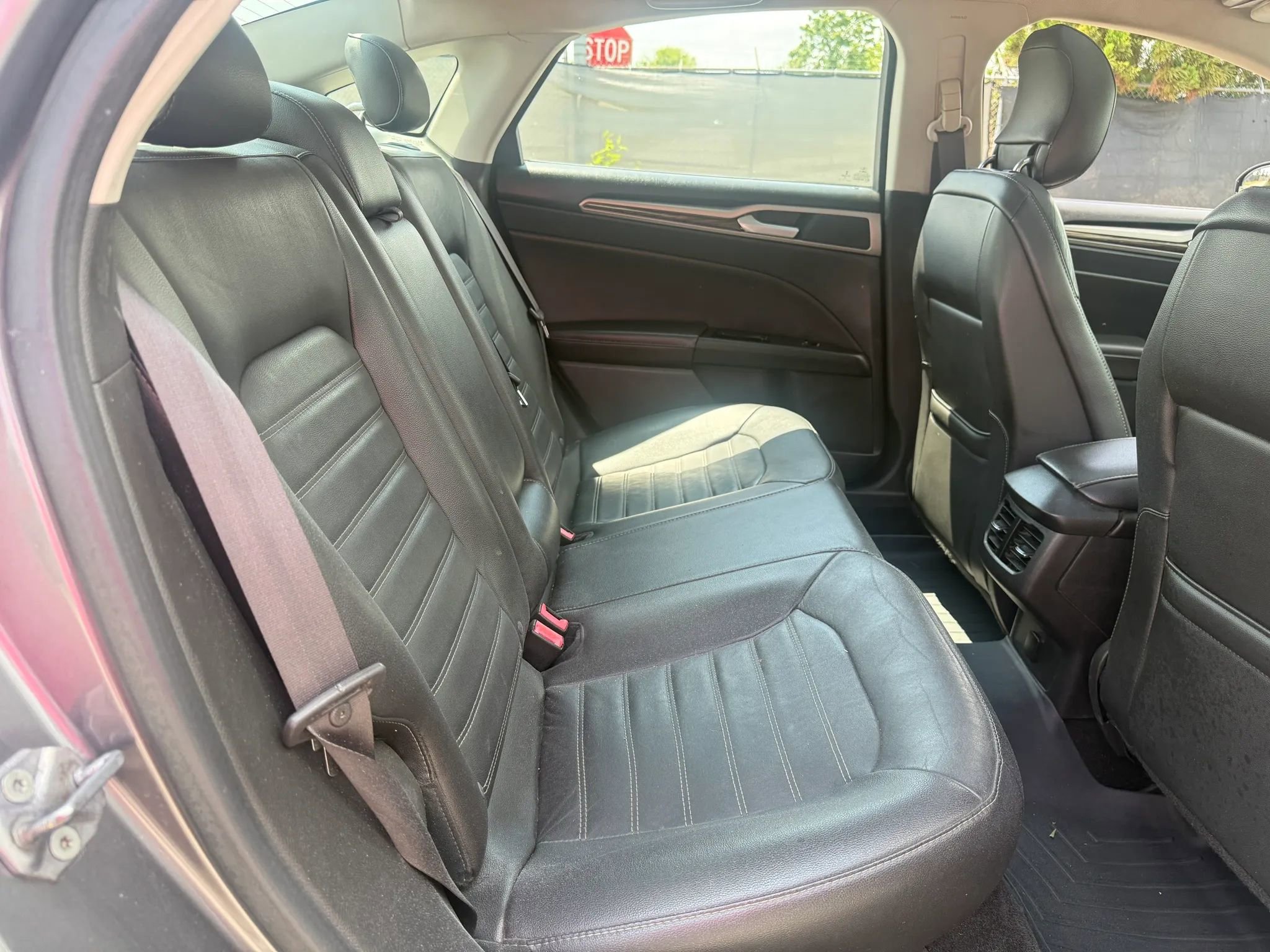 Used 2013 Ford Fusion SE FWD image 20