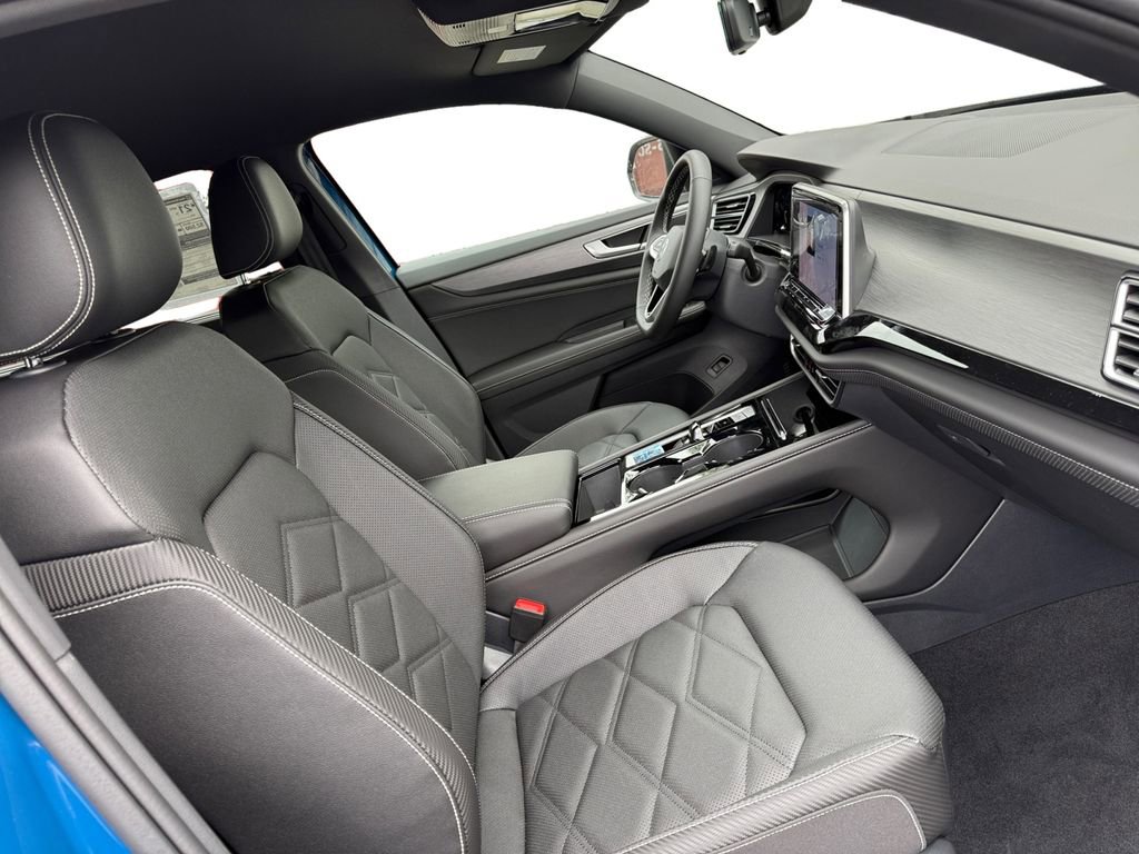 New 2025 Volkswagen Atlas Cross Sport SE image 15