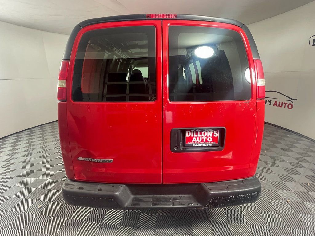 Used 2009 Chevrolet Express 1500 RWD image 5