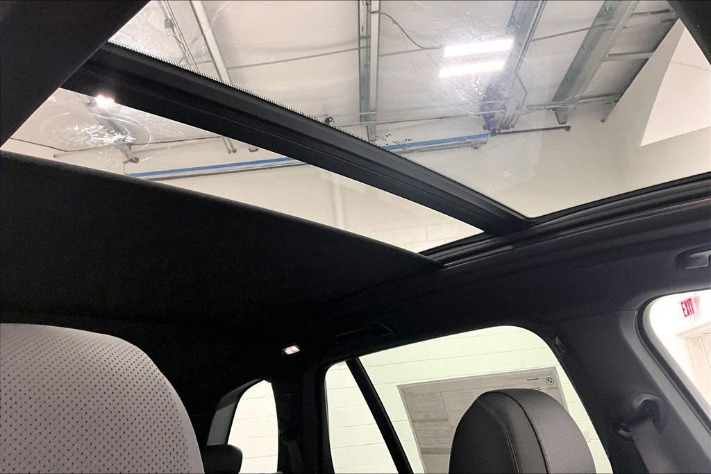 New 2026 BMW X5 xDrive40i w/ M Sport Package image 23