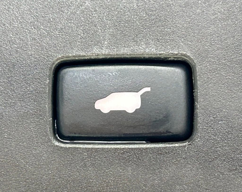 Used 2020 Acura MDX A-Spec image 17