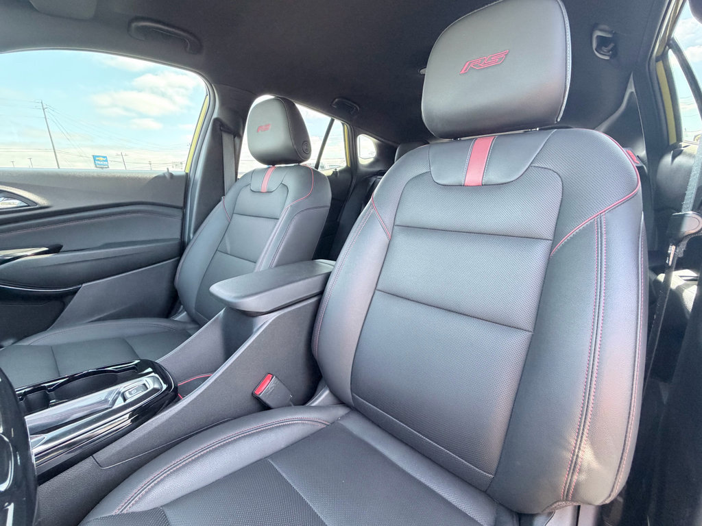 Used 2024 Chevrolet Trax RS w/ Driver Confidence Package FWD image 21