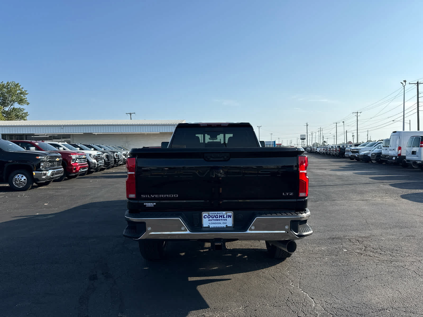 New 2026 Chevrolet Silverado 3500 LTZ w/ LTZ Premium Package AWD/4WD image 4