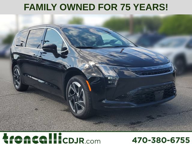 New 2027 Chrysler Pacifica Limited AWD/4WD image 1