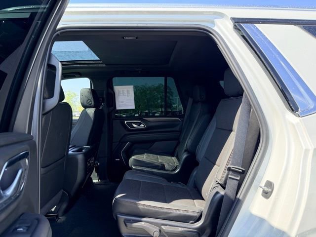 Used 2024 Chevrolet Tahoe High Country AWD/4WD image 8