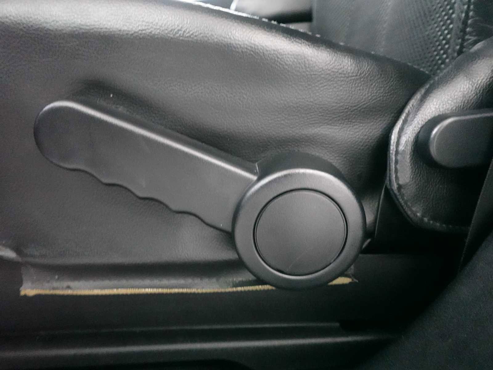 Used 2016 Jeep Wrangler Backcountry image 14