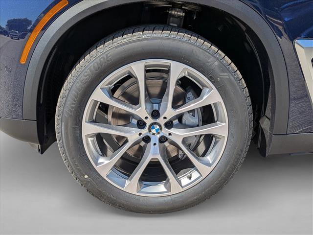New 2026 BMW X5 xDrive40i w/ Climate Comfort Package AWD/4WD image 10