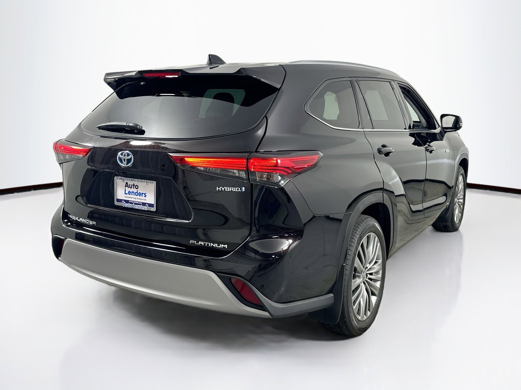 Used 2020 Toyota Highlander Limited Platinum image 5