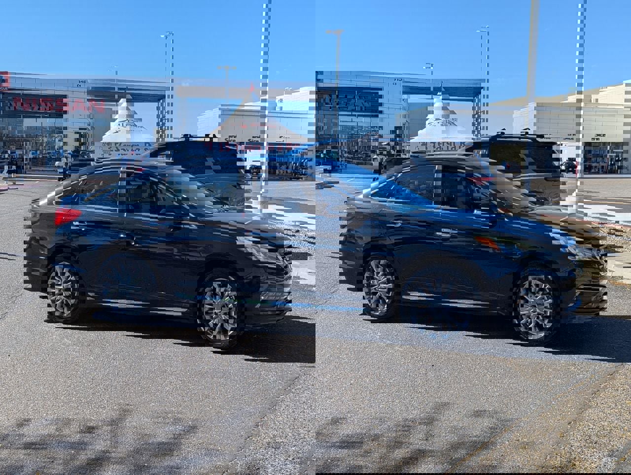 Used 2015 Hyundai Sonata Limited w/ Option Group 06 image 6