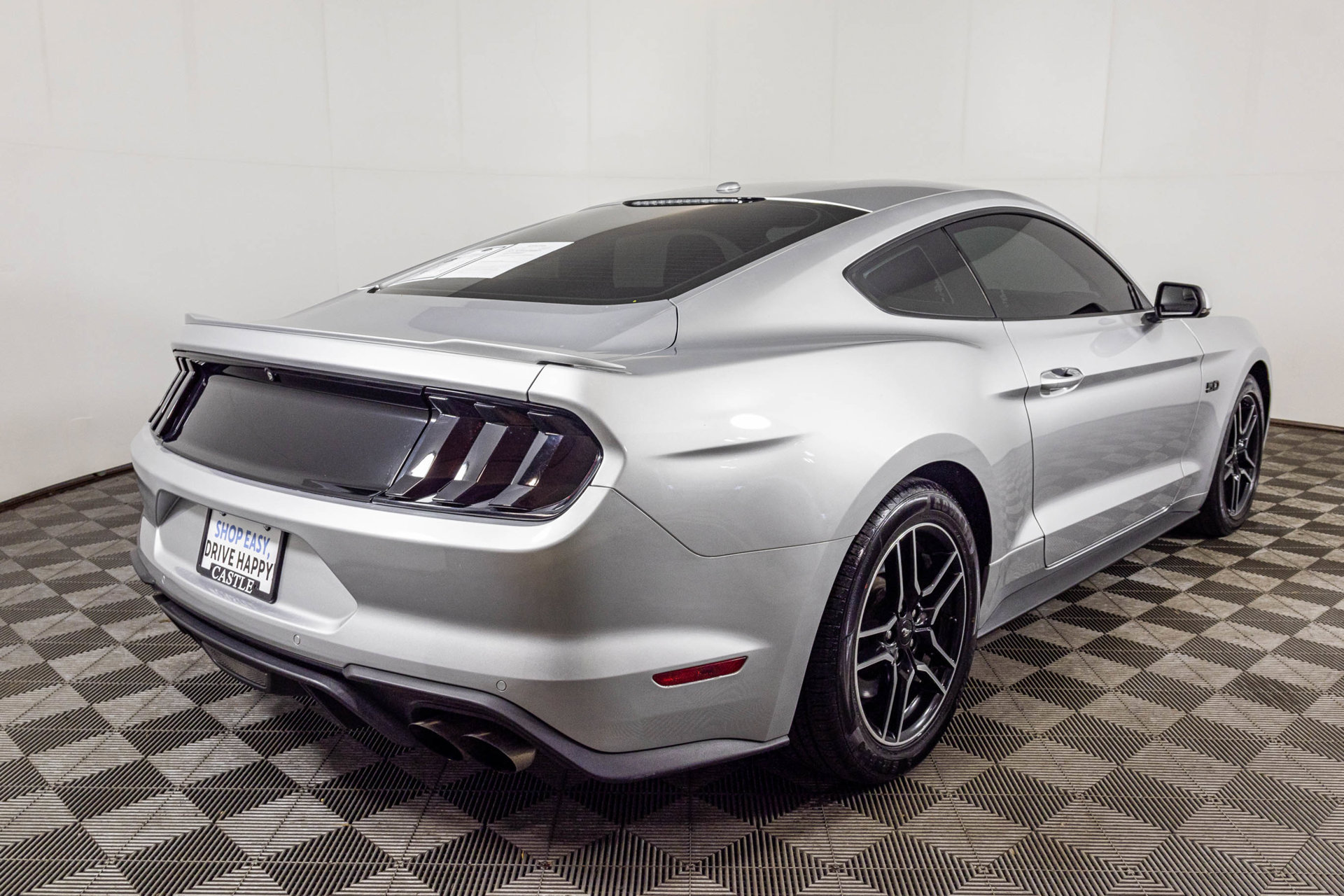 Used 2019 Ford Mustang GT Premium RWD image 17