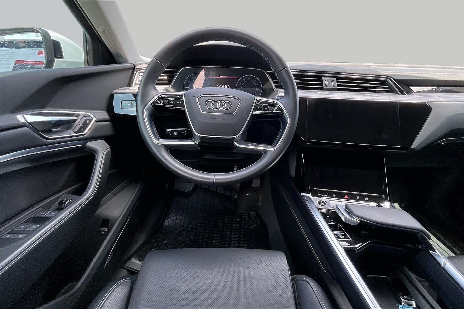 Used 2024 Audi Q8 e-tron Prestige w/ Prestige Package AWD/4WD image 5