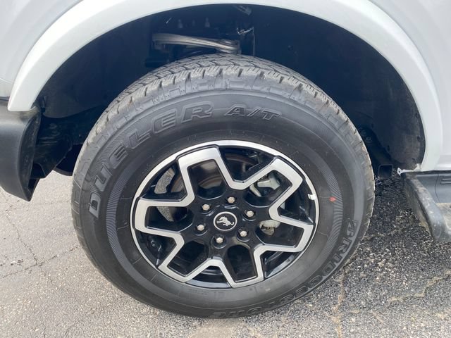 Used 2025 Ford Bronco Outer Banks AWD/4WD image 18