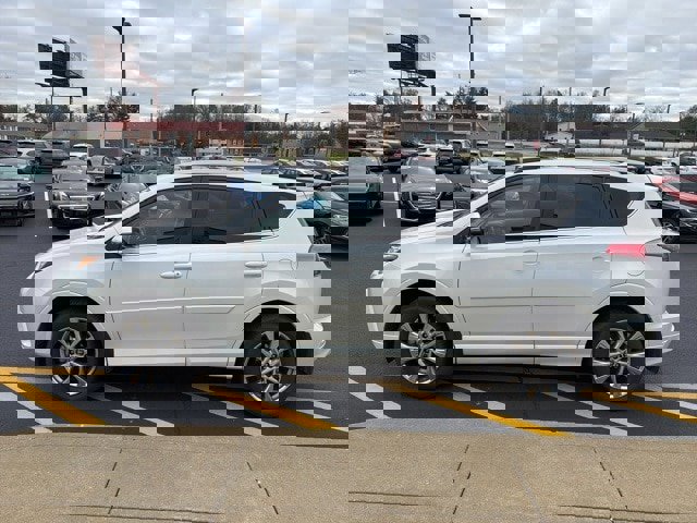 Used 2018 Toyota RAV4 Platinum image 3