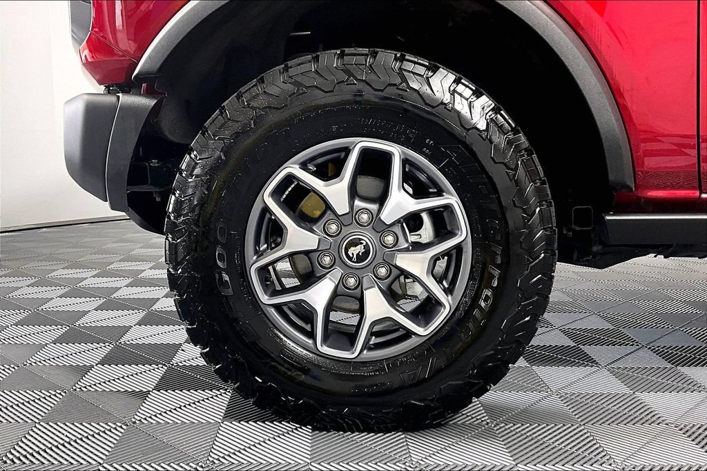 Used 2025 Ford Bronco Badlands AWD/4WD image 8