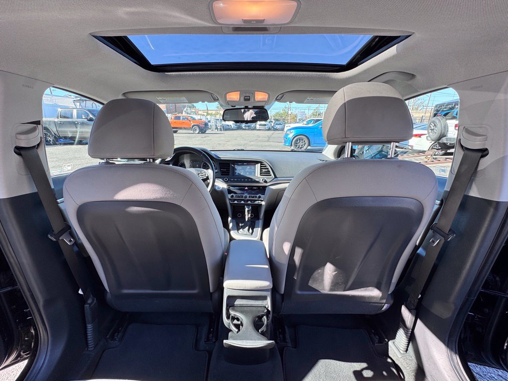 Used 2019 Hyundai Elantra Value Edition FWD image 21
