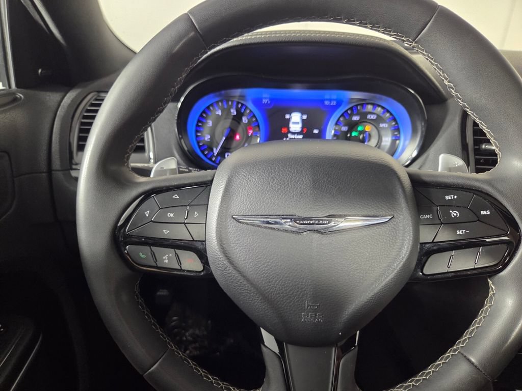 Used 2023 Chrysler 300 S RWD image 15