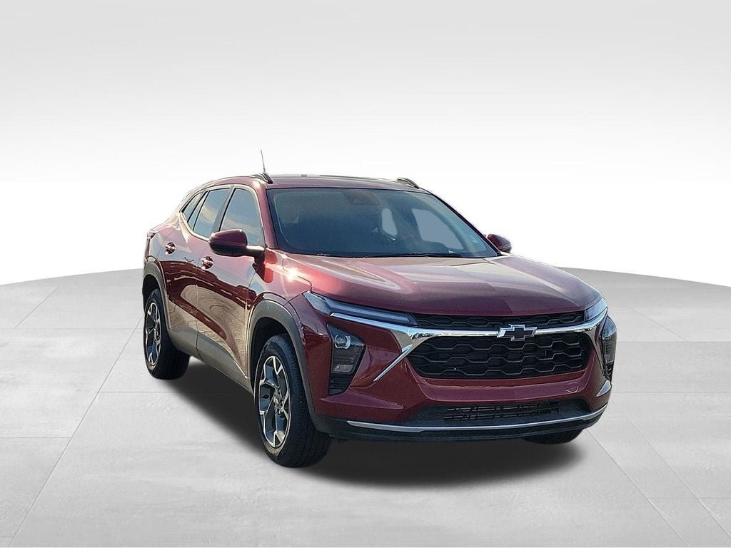 Used 2025 Chevrolet Trax LT w/ Driver Confidence Package