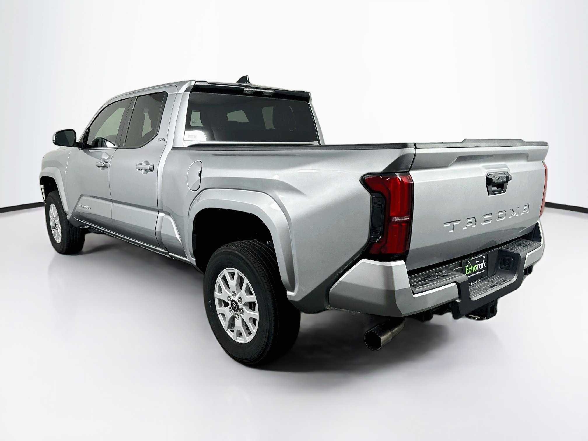 Used 2026 Toyota Tacoma SR5 RWD image 5