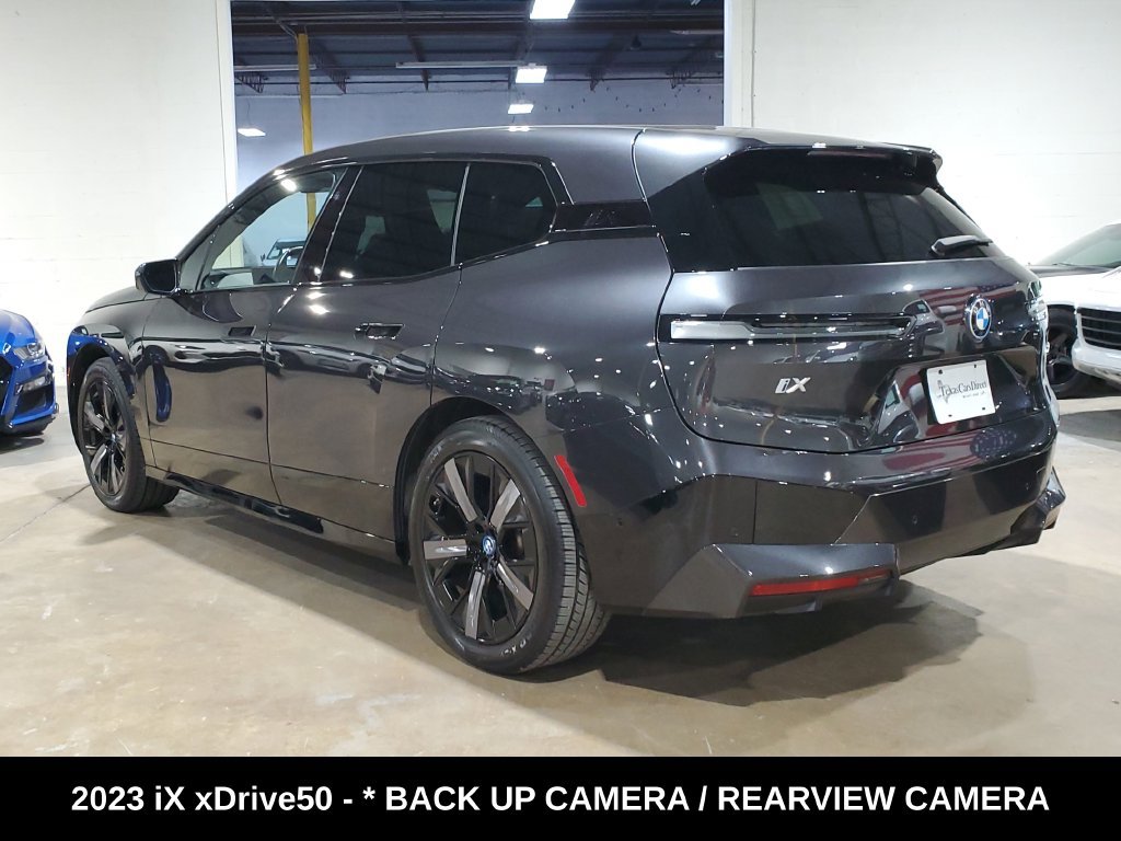 Used 2023 BMW iX xDrive50 w/ Ultimate Package 2 AWD/4WD image 12
