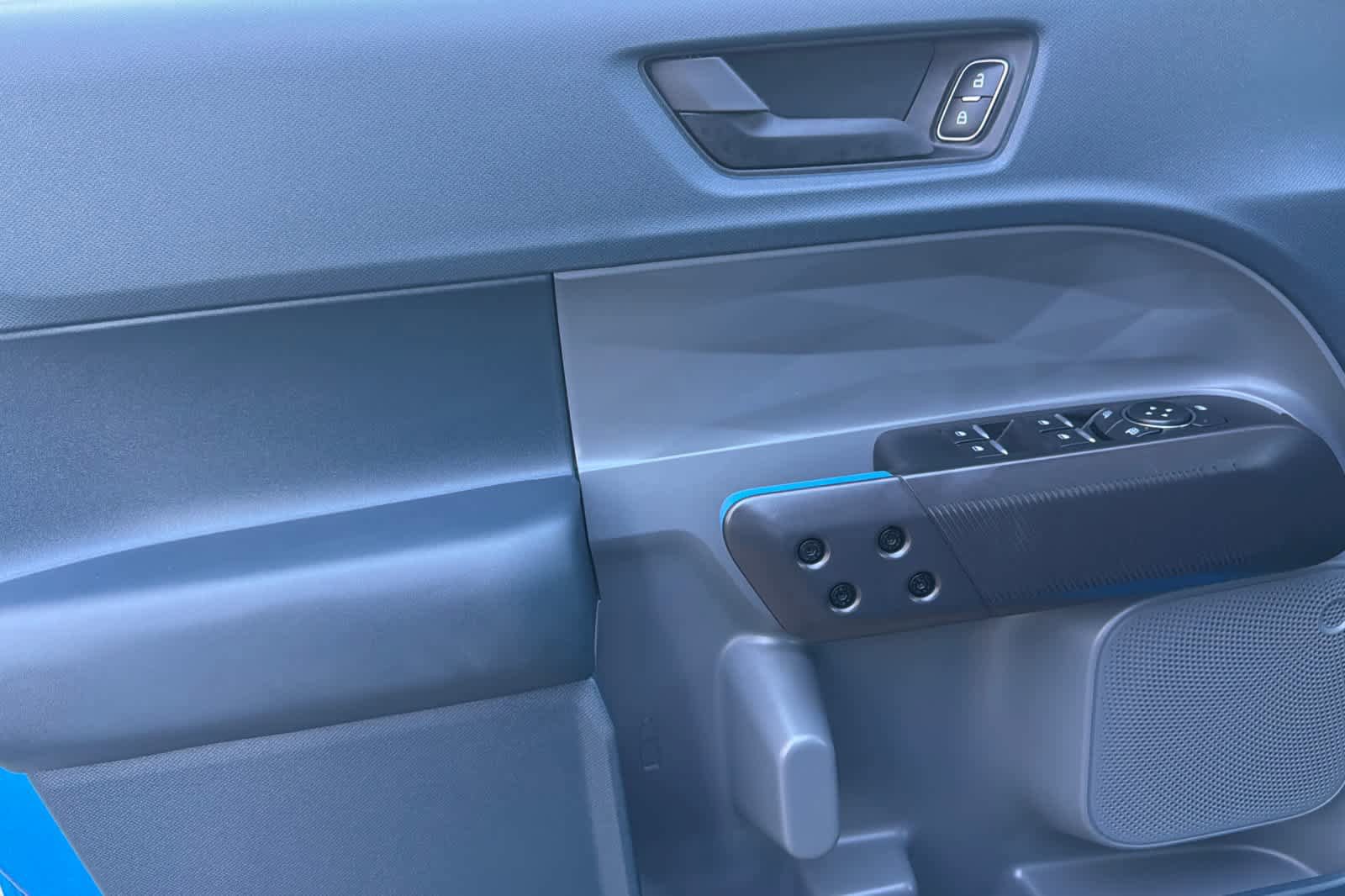 New 2026 Ford Maverick Lobo image 12