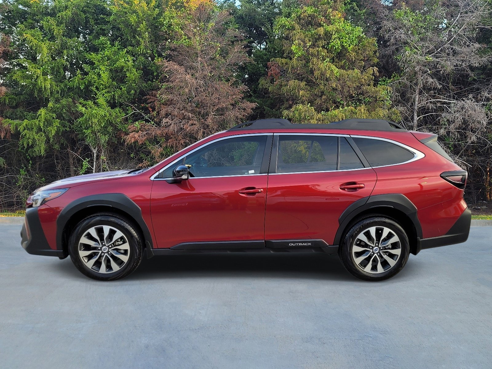 Certified 2025 Subaru Outback Limited image 22